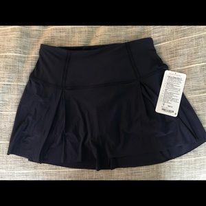 Lululemon Lost In Pace Skirt TALL